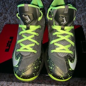 Leborn James Sneakers